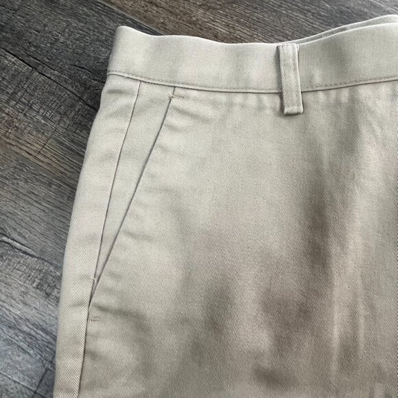 Dockers Khaki Tan Pants Slacks ((size W38 L32)) - Picture 5 of 7